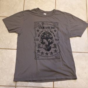 Startee t-shirt size L